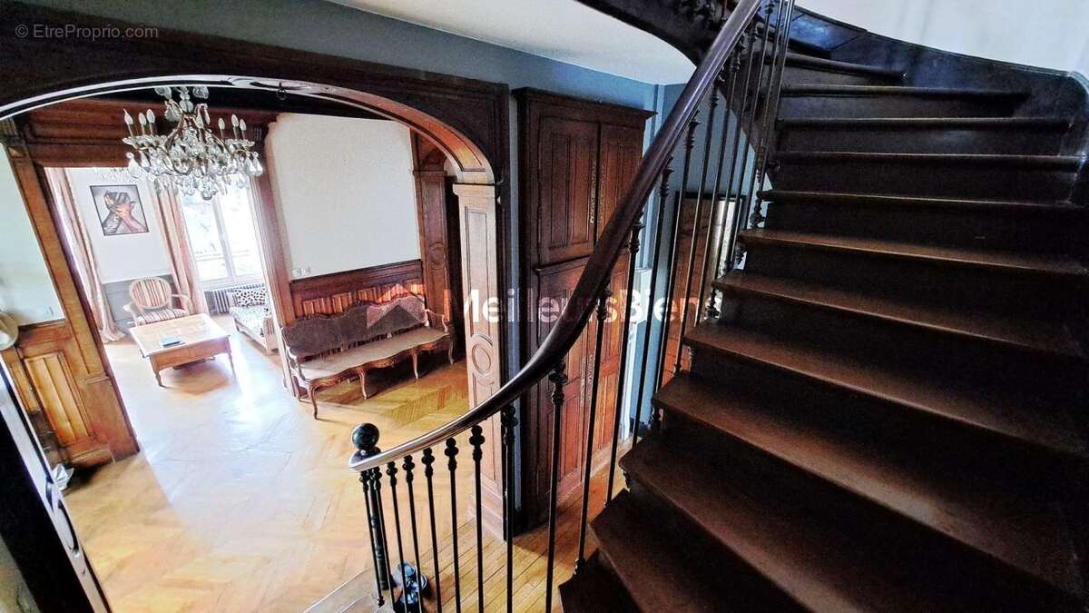 Maison d'exception 320 m2 - 7 chambres - photo 8