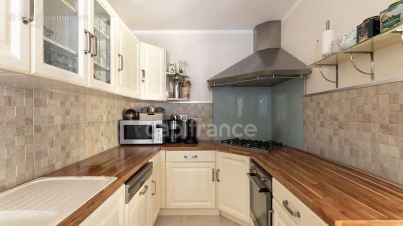 Maison à vendre 3 pièces LA ROQUEBRUSSANNE (83) - photo 10