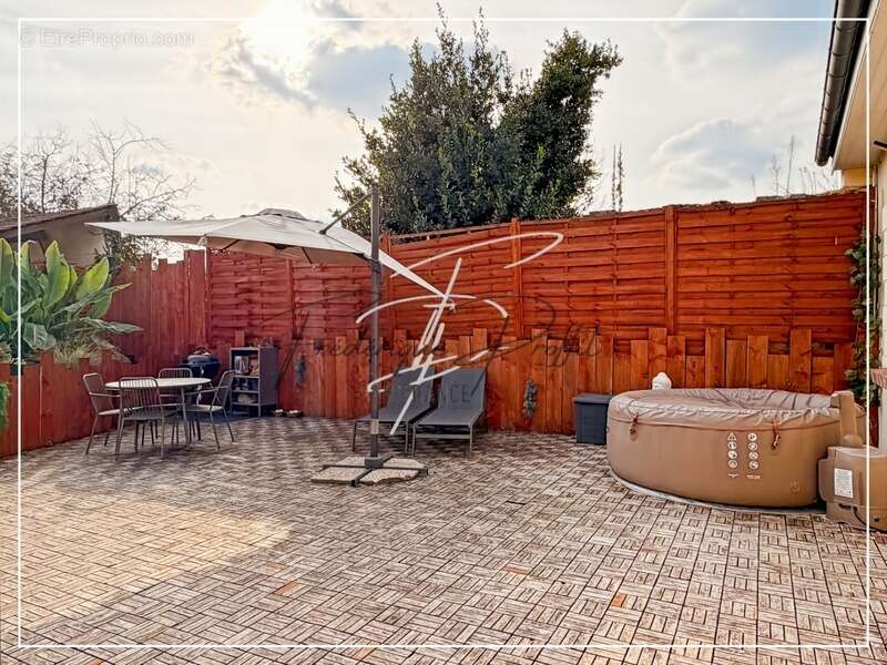 Maison à BREUIL-LE-VERT