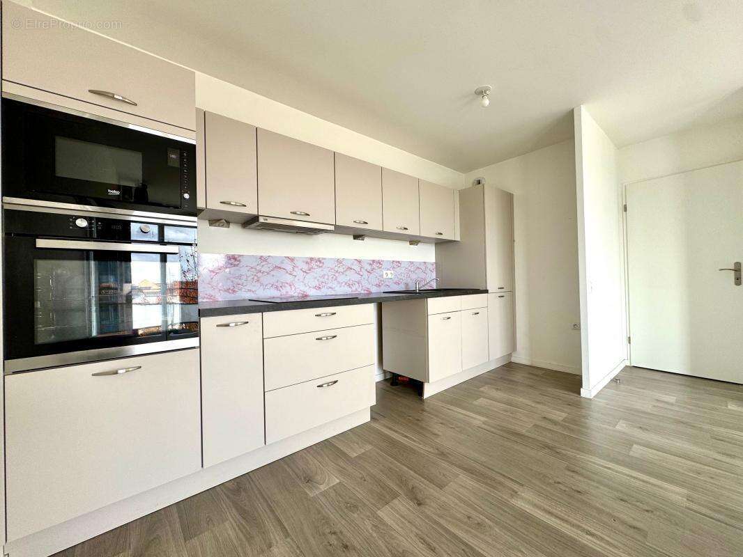 Appartement à MENNECY