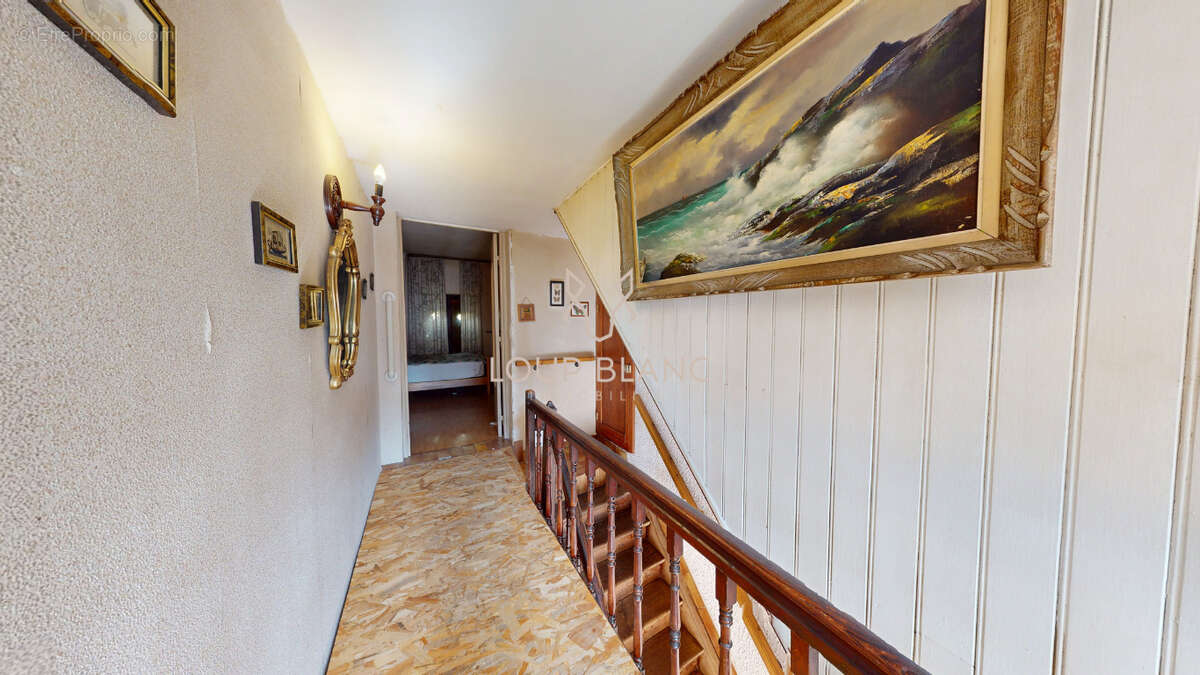 Maison à CHALONVILLARS