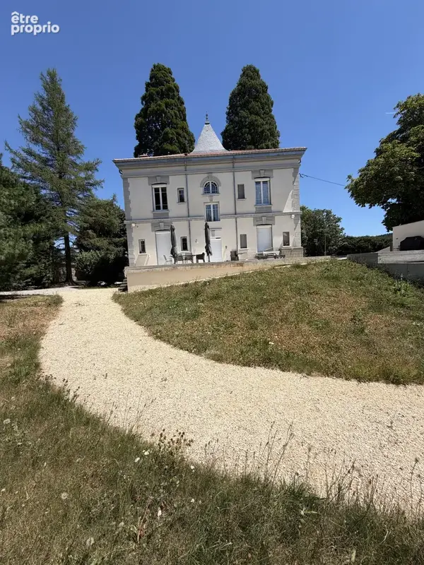 Belle maison de maître, 208 m2 hab., à marlhes dans le pilat (42),  parc de 2 995 m2 plat, clos, arboré, const - photo 3