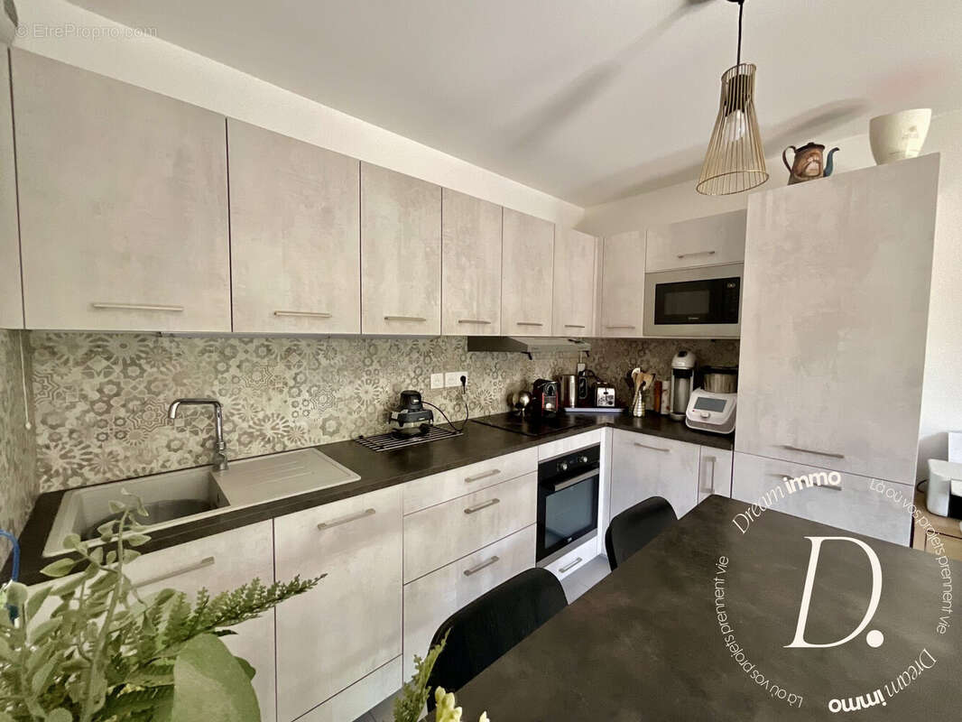 Appartement à HYERES