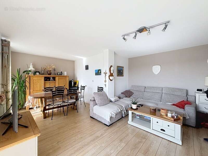 Appartement à MARSEILLE-14E