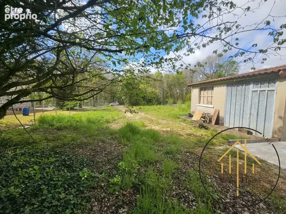 Maison 30 m² à La Rochefoucauld  - photo 4