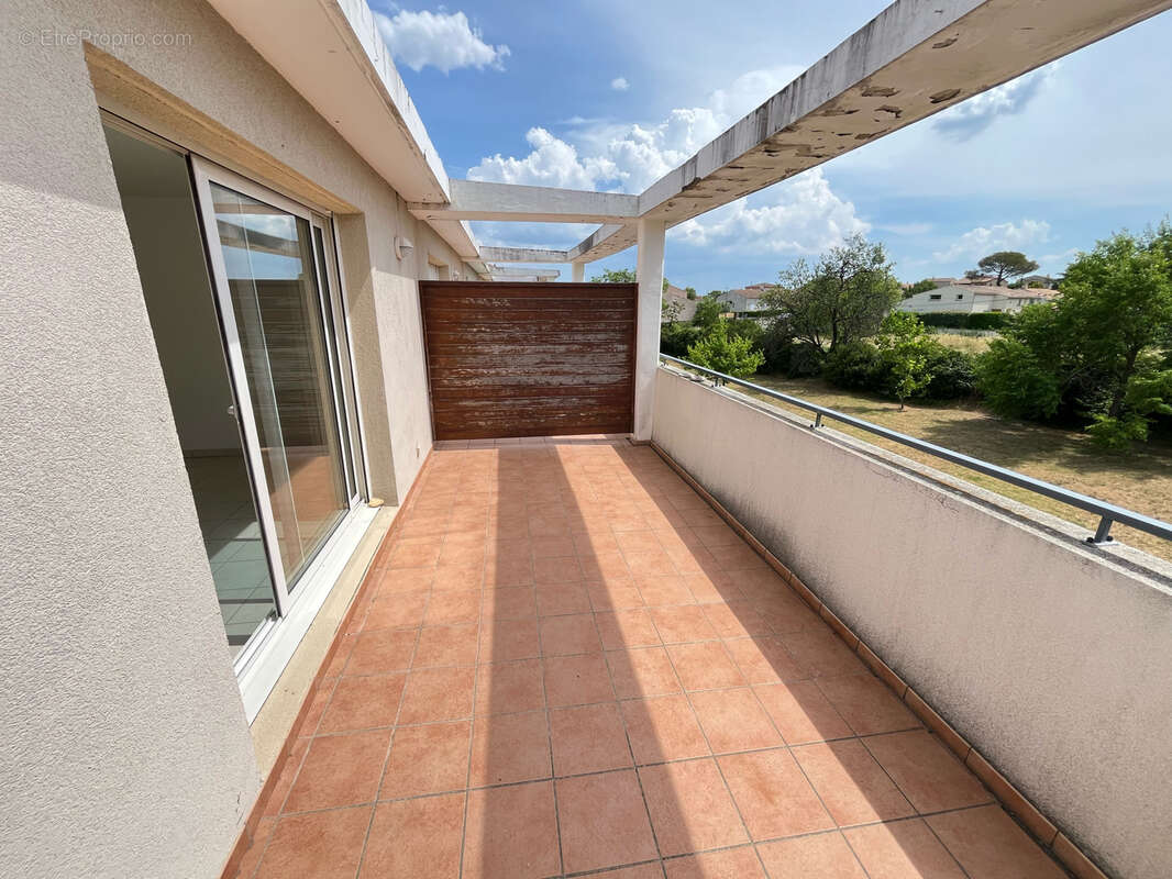 Appartement T4 traversant de 87 m2 avec terrasse, garage et parking   Manosque - photo 16