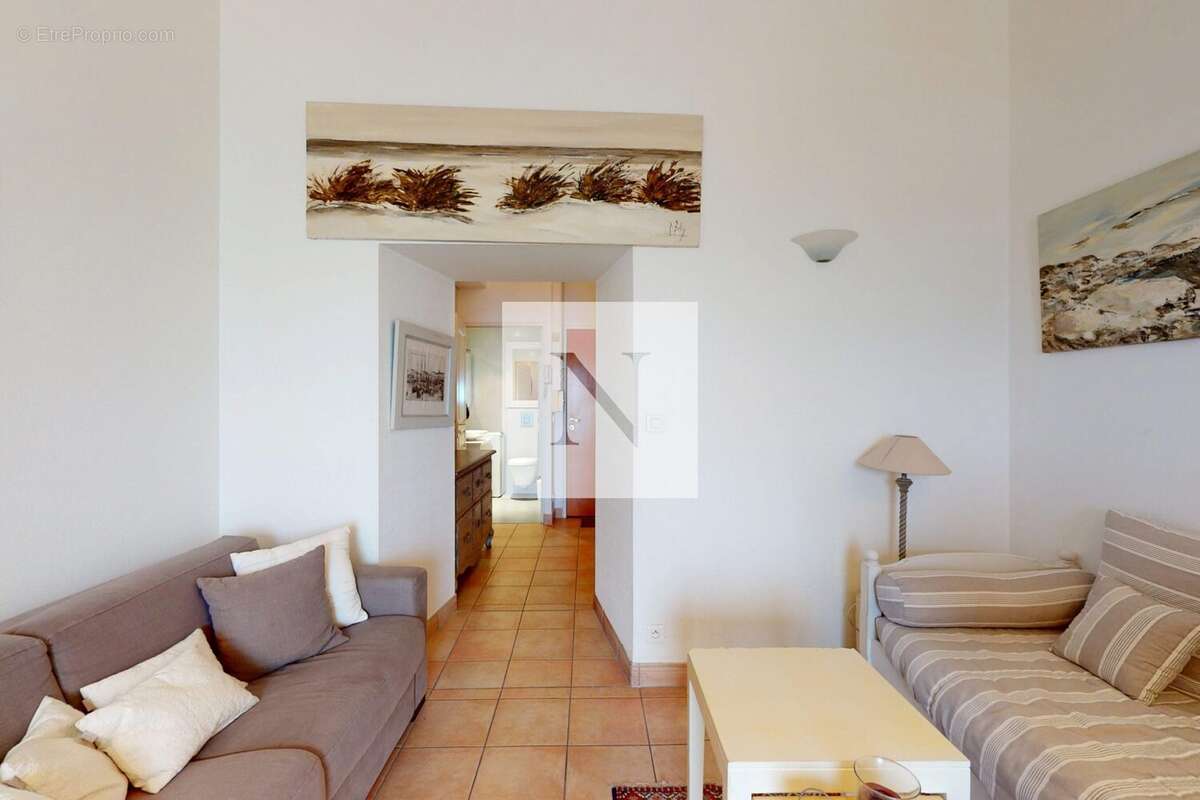 Appartement 27 m² à La Flotte  - photo 4