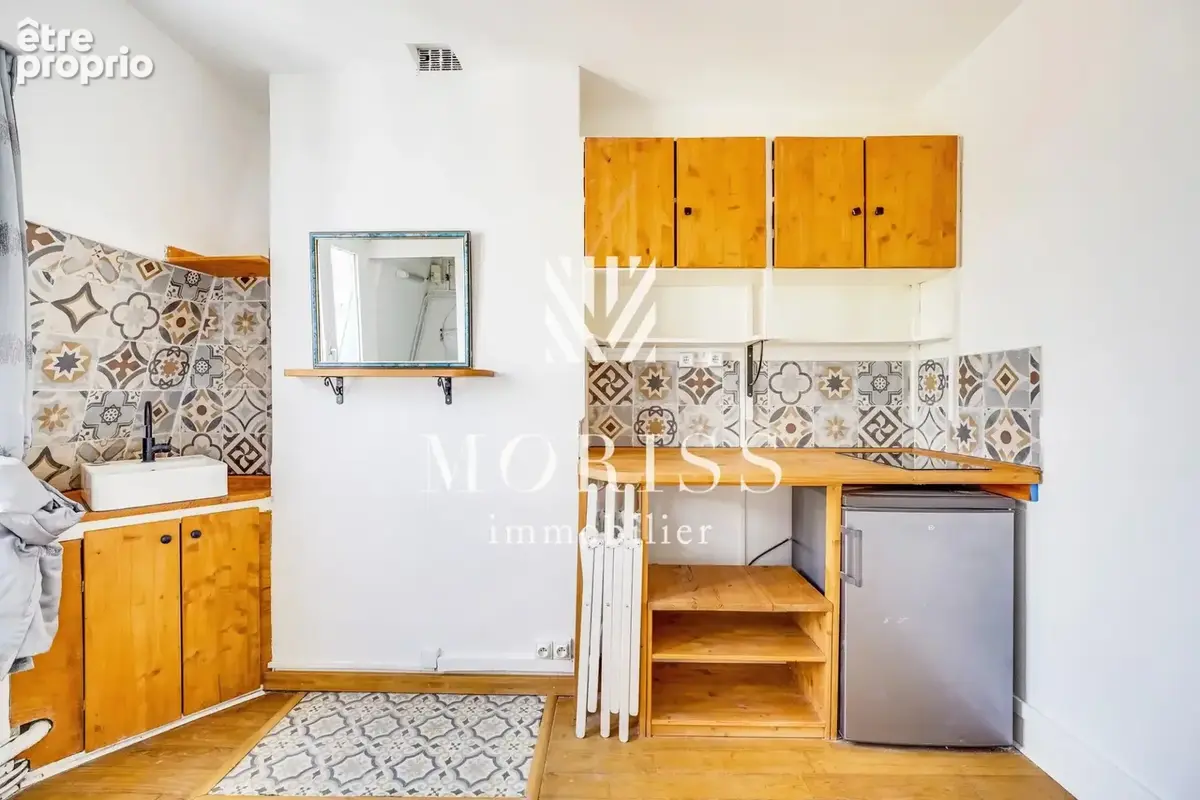 Studio - dernier etage - 75018 paris - photo 3