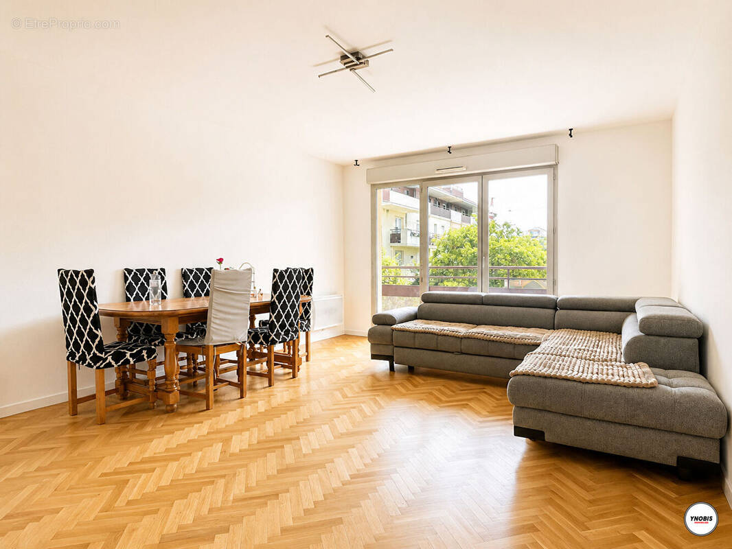 Appartement à POISSY