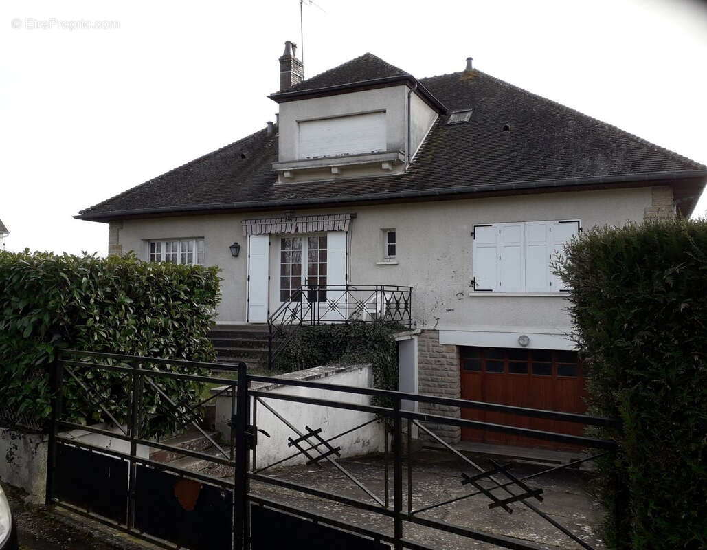 Maison à DECIZE
