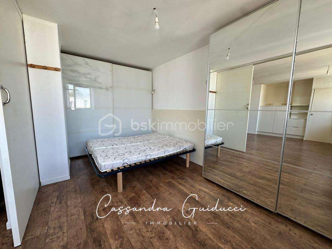 Appartement à MARSEILLE-8E