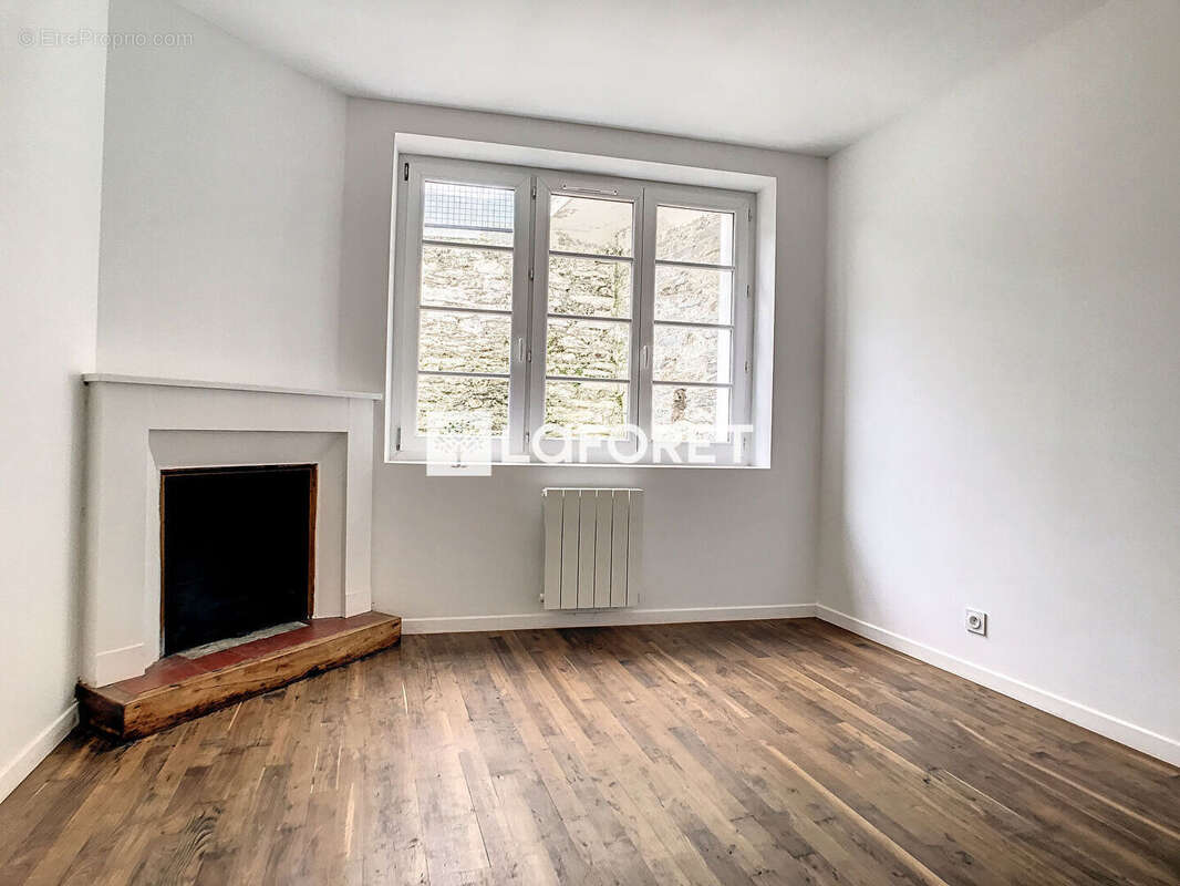 Appartement à CARENTOIR