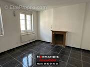 Maison à LILLEBONNE