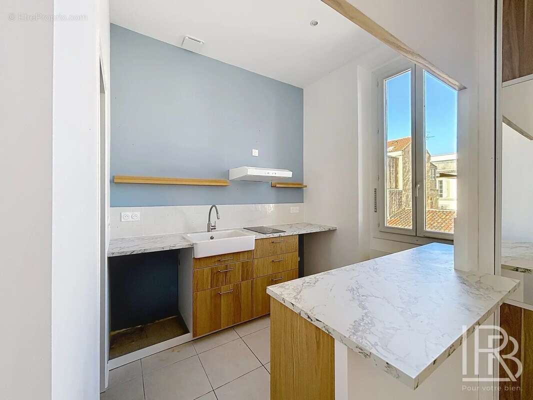 Appartement à MARSEILLE-6E