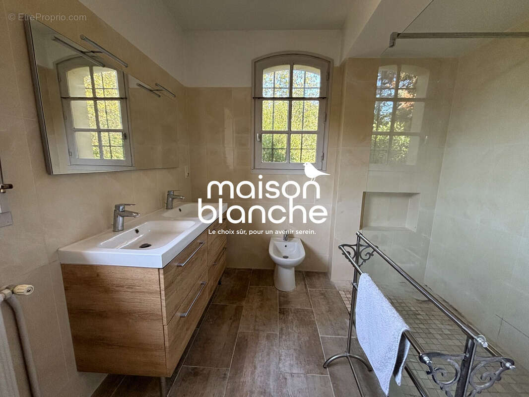 Maison à BOUCHEMAINE