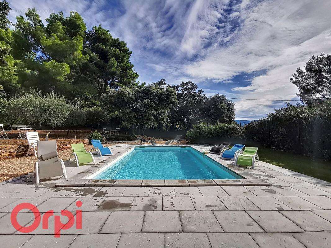 Maison à LA CADIERE-D'AZUR
