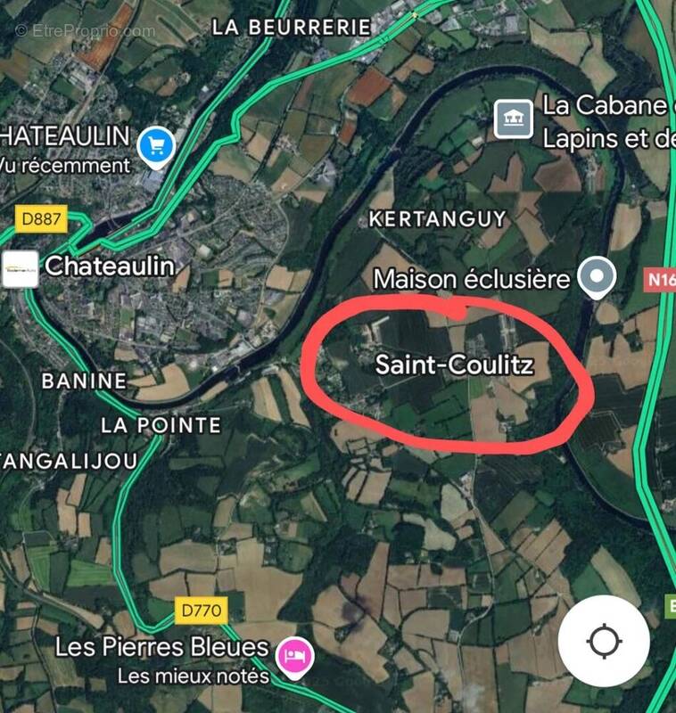 Terrain à SAINT-COULITZ