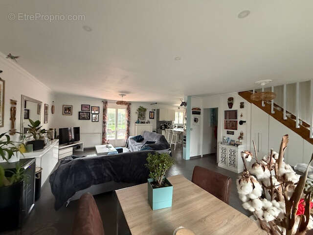 Maison à CROUY-EN-THELLE