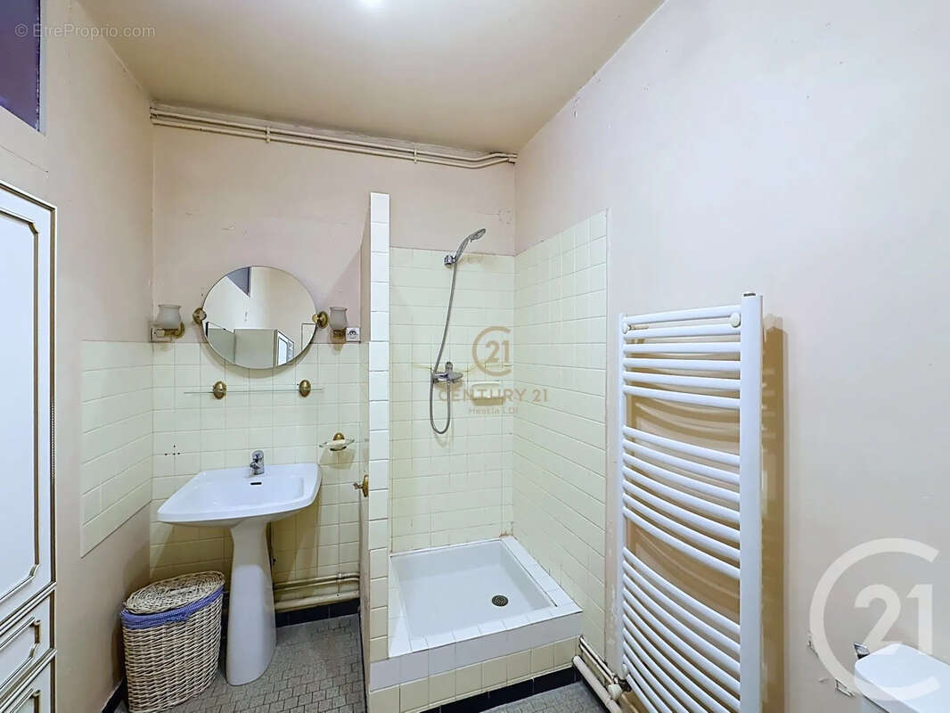 Appartement à LYON-8E