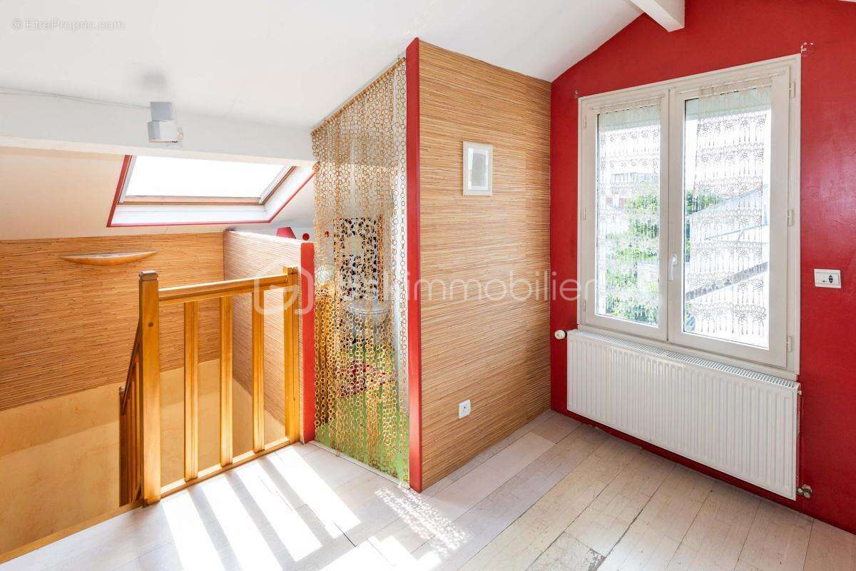 Maison à BOIS-COLOMBES