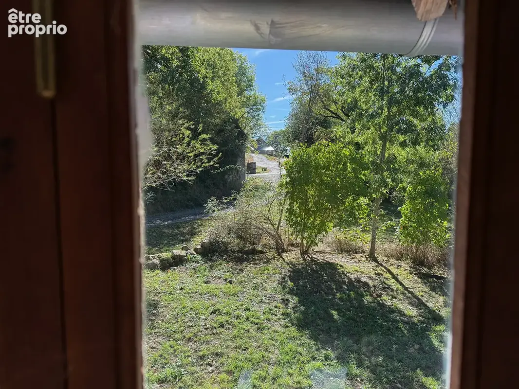 Auv 1193 : Maison au calme avec gîte, puits, beau terrain 5.340m2 - photo 45
