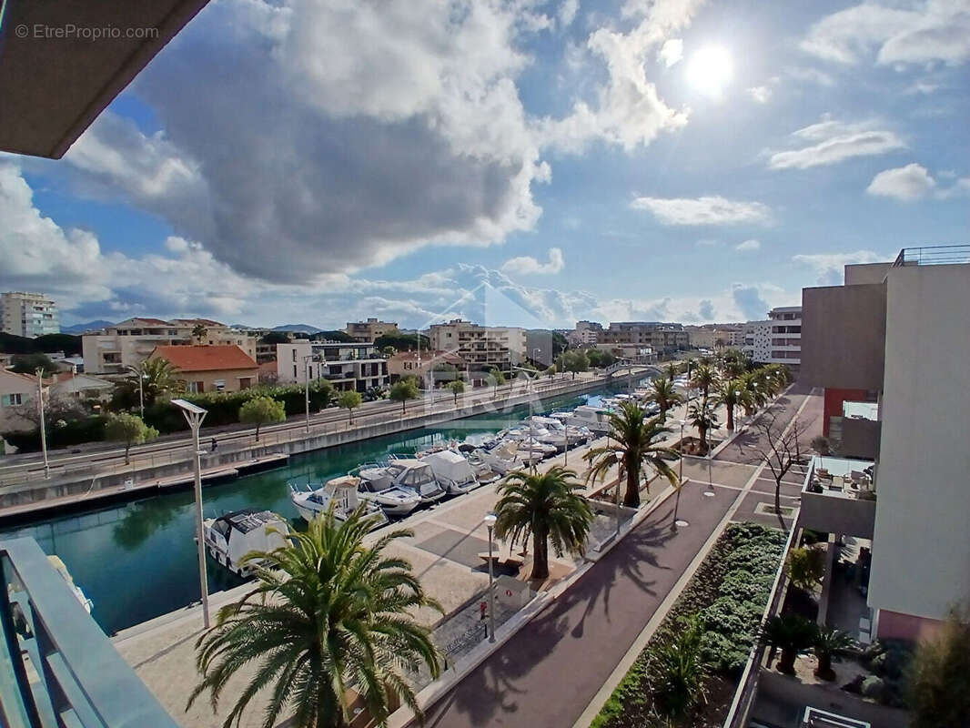 Appartement à FREJUS