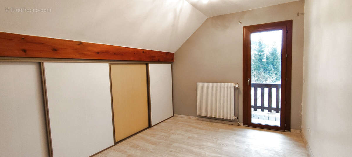 Appartement à L'ARGENTIERE-LA-BESSEE