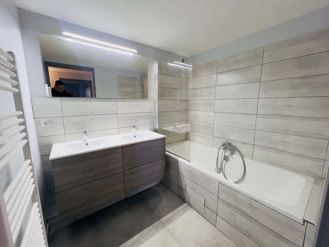 Propriété de charme à 6 suites parentales + logement indépendant à Vue panoramique - Terrain 10 000 m2 à Brign - photo 22