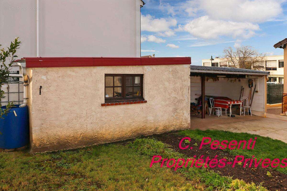 Maison à LAGNY-SUR-MARNE