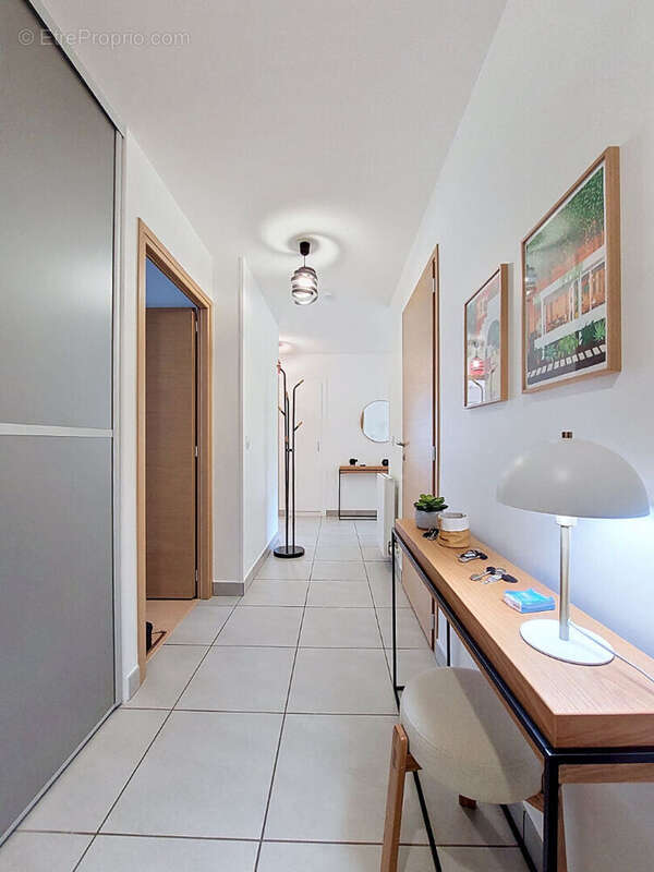 Appartement à POISY