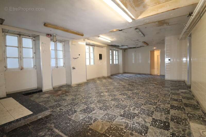 Maison à MAGNAC-LAVAL