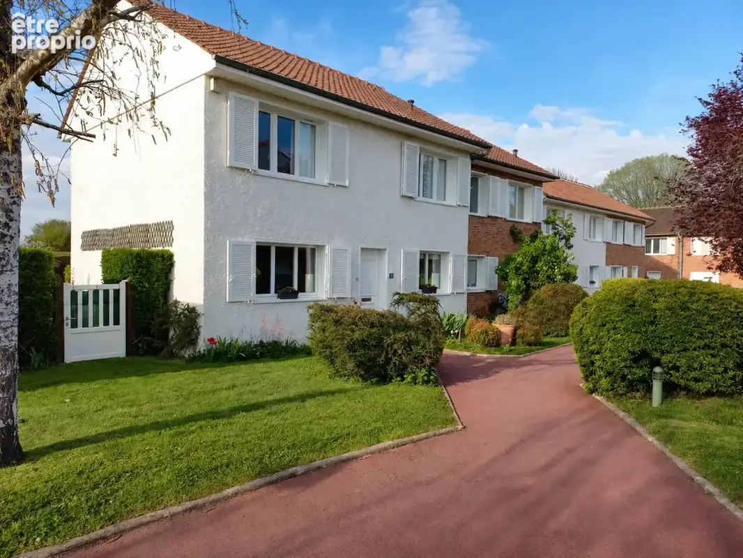 Maison à LES LOGES-EN-JOSAS