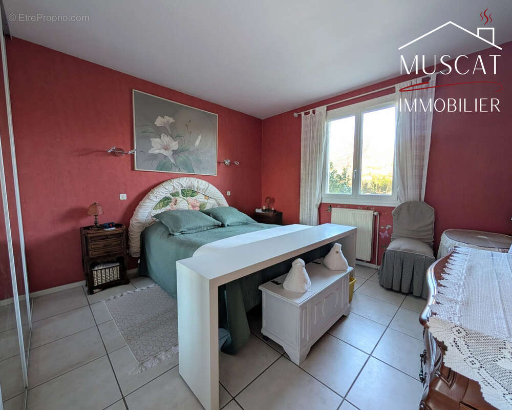 Maison à BONNEFAMILLE