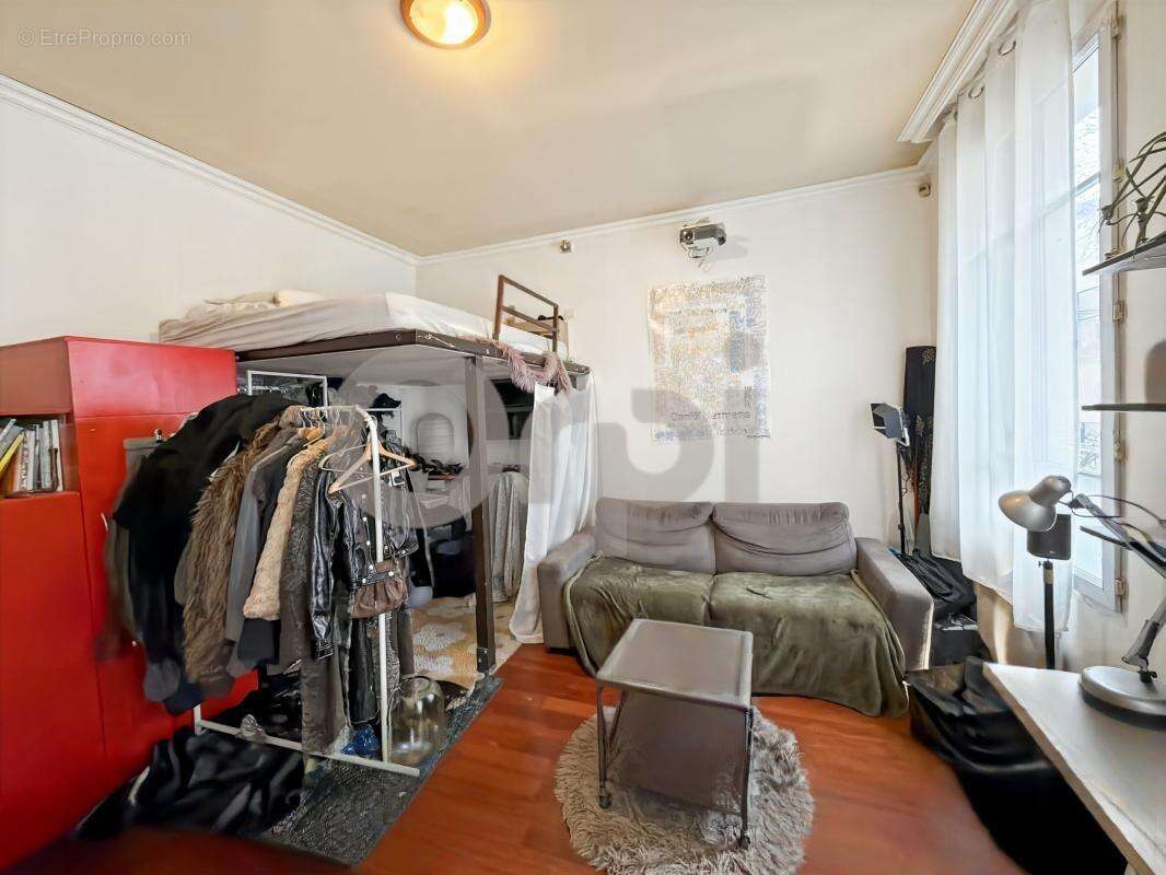 Appartement à PARIS-20E