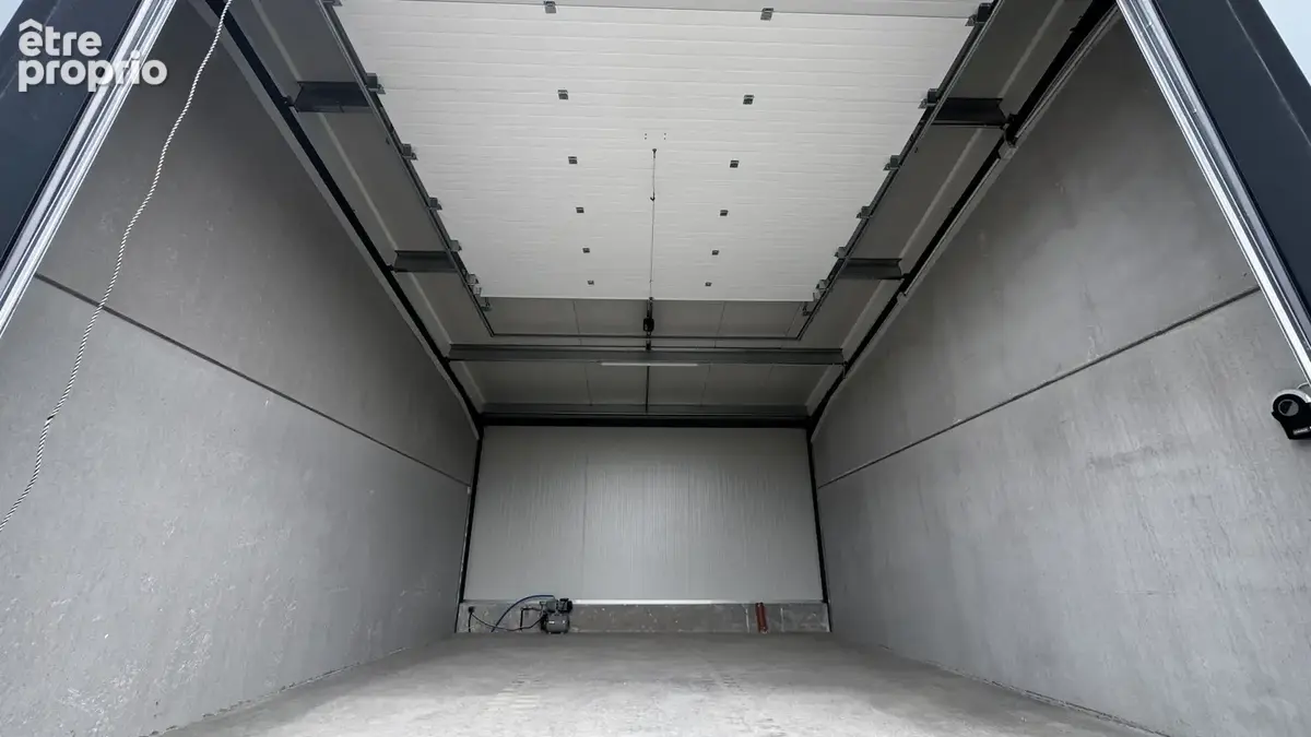 Hangar neuf, entrepôt de stockage idéal camping-car, voitures , situation idéale Frontières GD Luxembourg- - photo 3