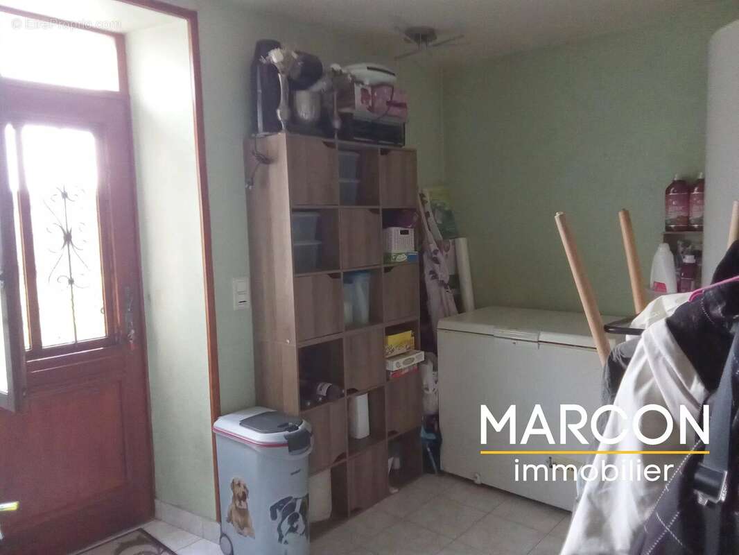Maison 134 m² à Sainte-Feyre  - photo 7