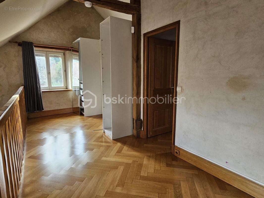 Maison à POMMEUSE