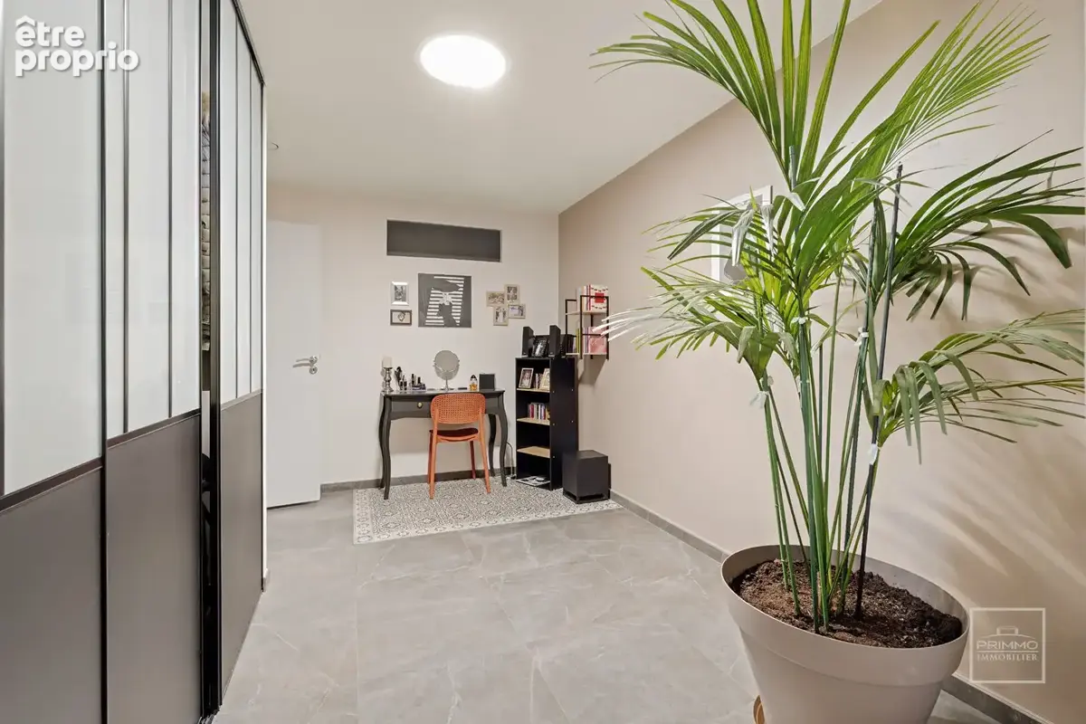 Montanay, maison plain pied 124 m² avec jardin et piscine - photo 8