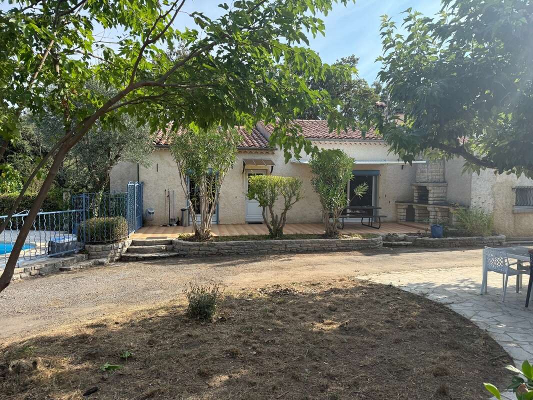 Maison à vendre 5 pièces  terrain, piscine LAVAL PRADEL (30) - photo 9