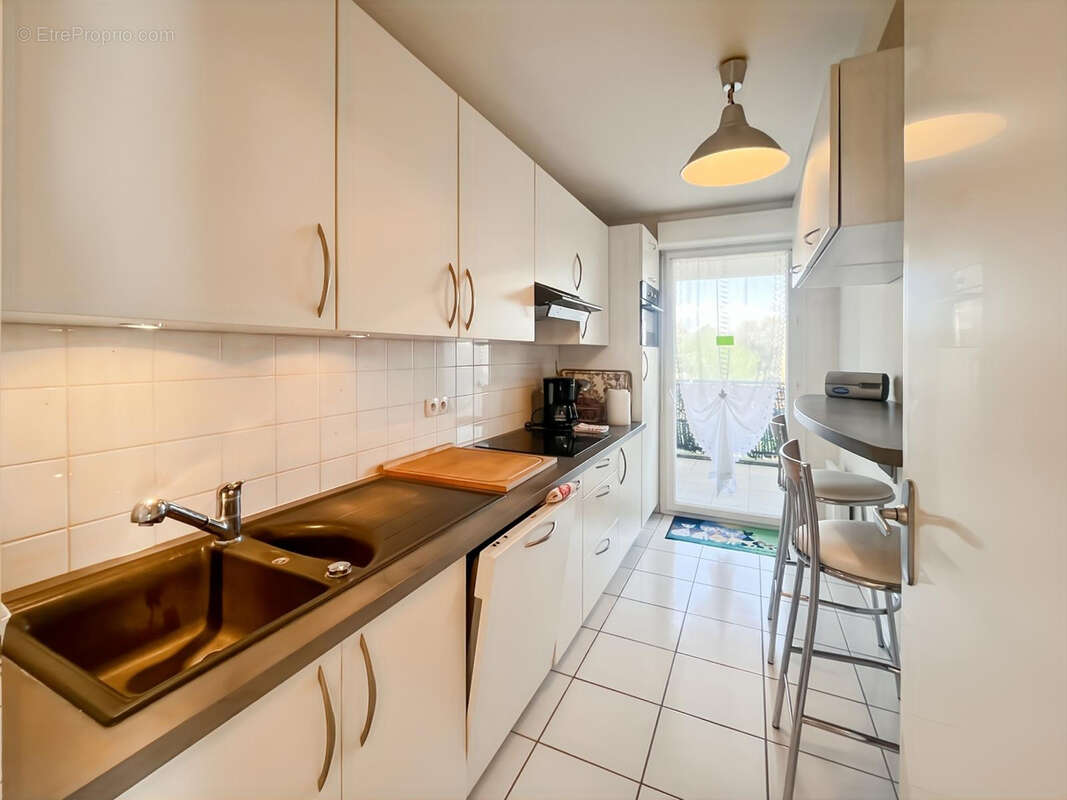 Appartement à PAREMPUYRE