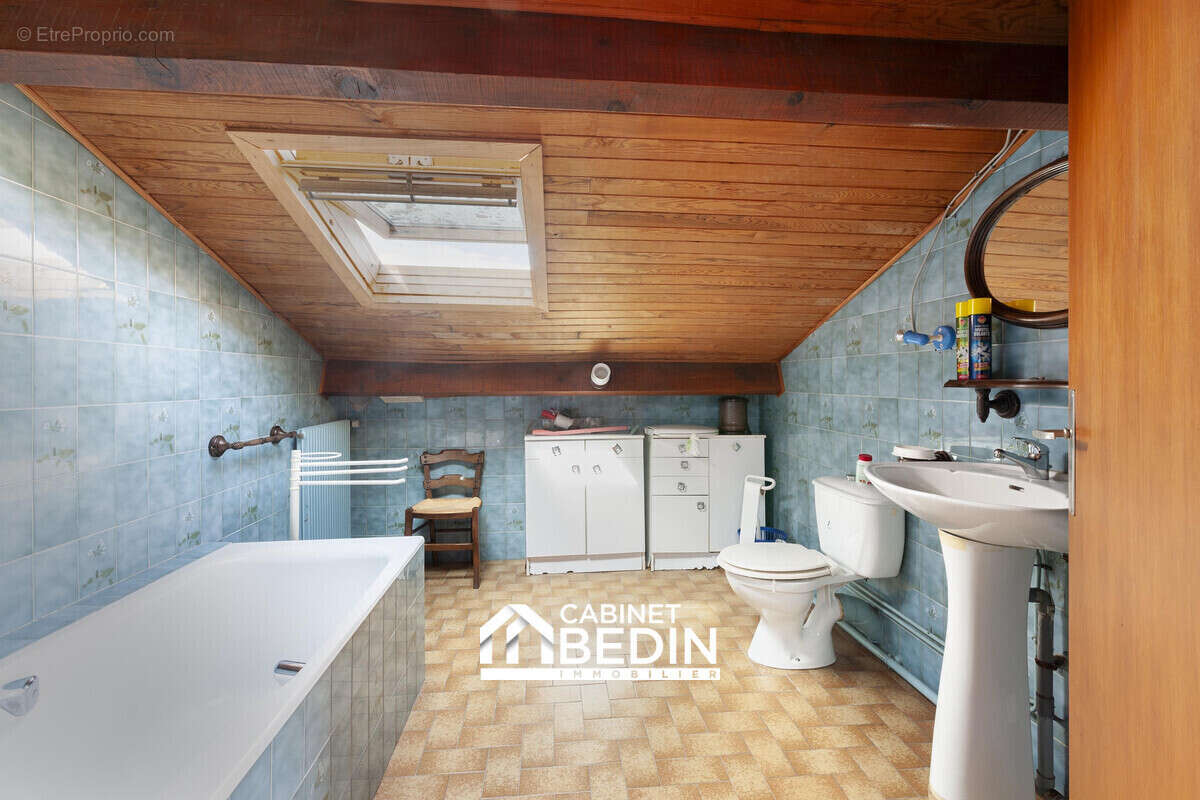 Maison 128 m² à Saint-Paul-Les-Dax  - photo 6