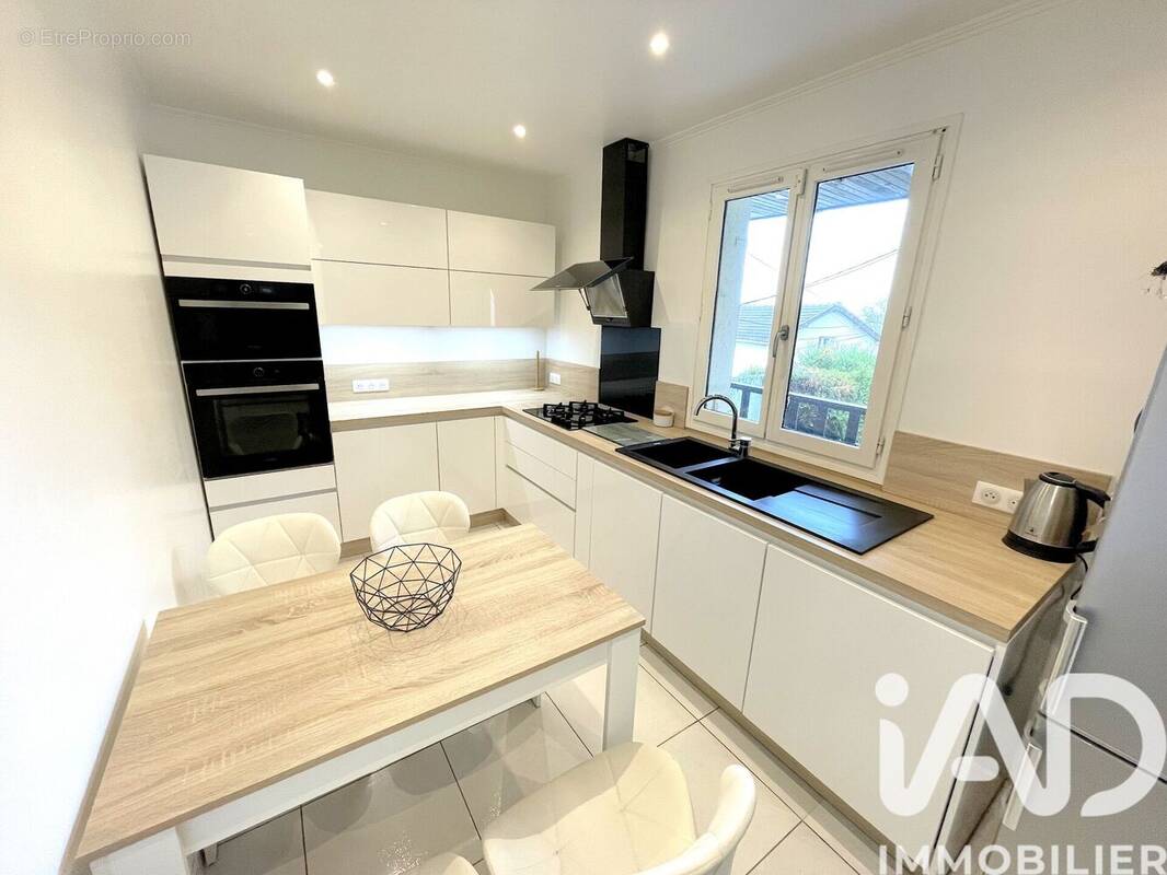 Photo 1 - Maison à LE RAINCY