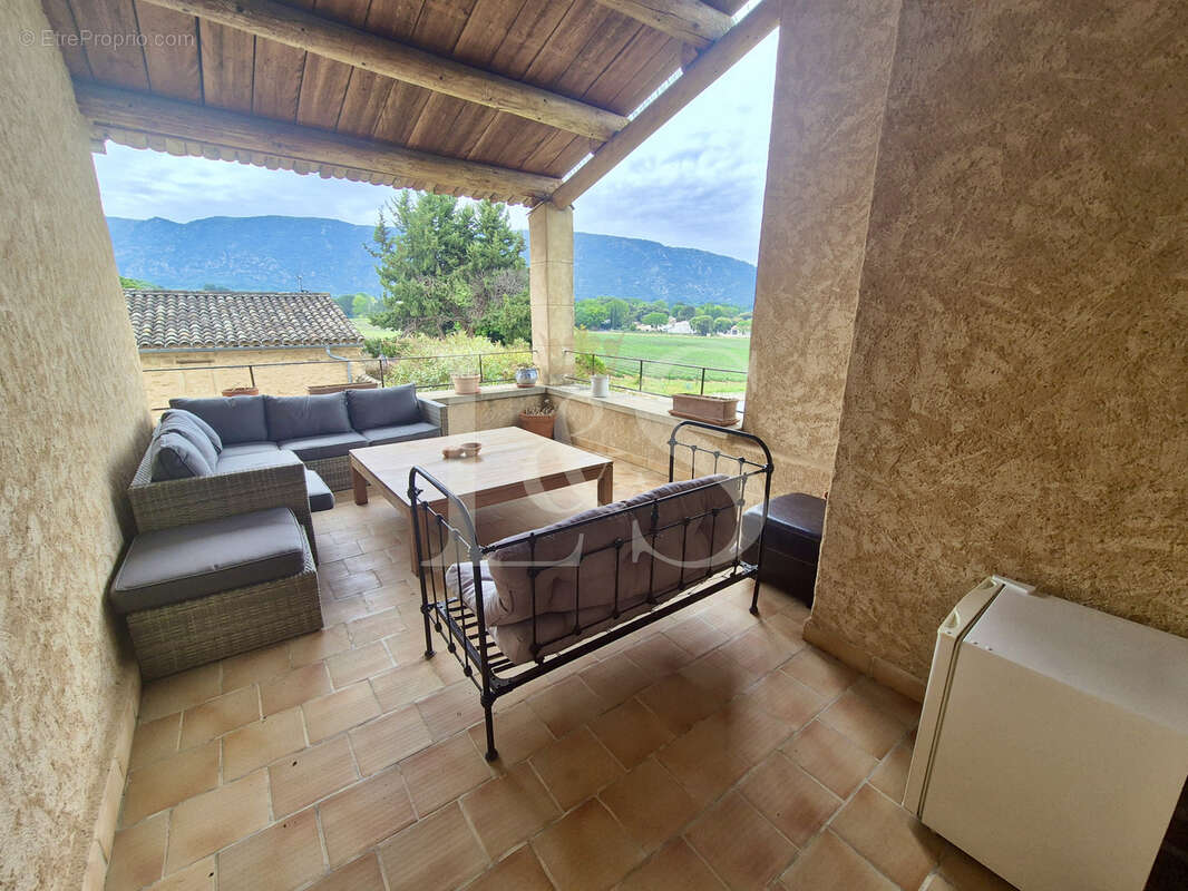 Maison à MAUBEC