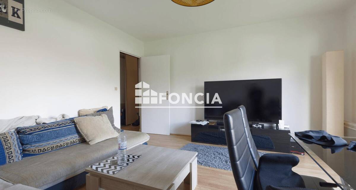 Appartement à CORBEIL-ESSONNES