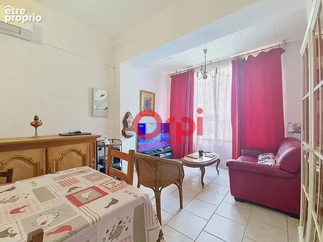 Maison À Vendre de 120m² habitable sur 230M² de terrain à la SEYNE SUR MER - photo 3