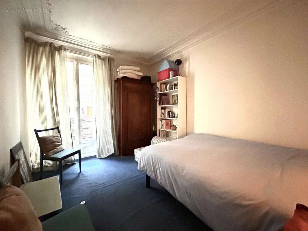 Appartement à PARIS-12E