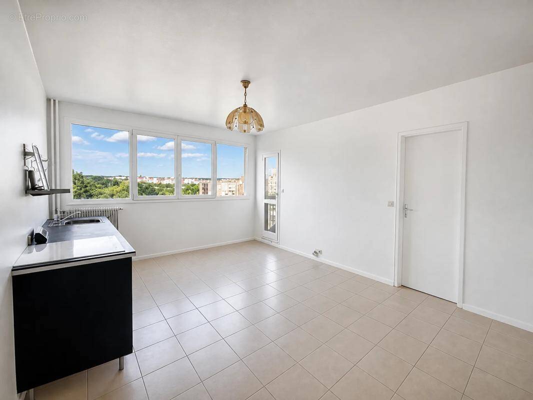 Appartement à NEUILLY-SUR-MARNE
