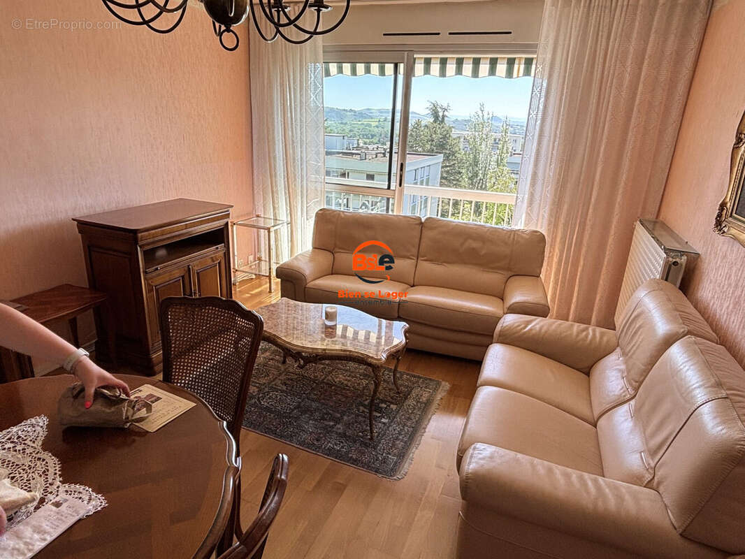 A VENDRE - T4 - COURNON D'AUVERGNE - AGENCE IMMOBILIER BSLE - www.bsleimmo.com  - Appartement à COURNON-D'AUVERGNE