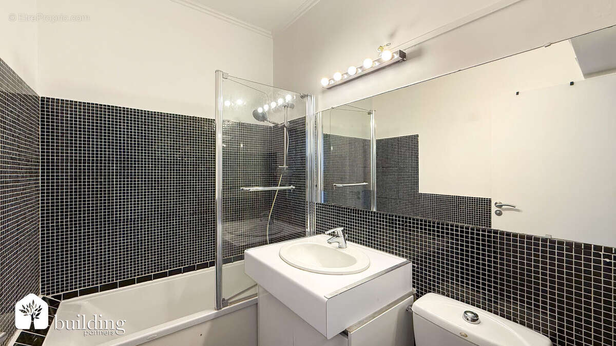 Appartement à LEVALLOIS-PERRET