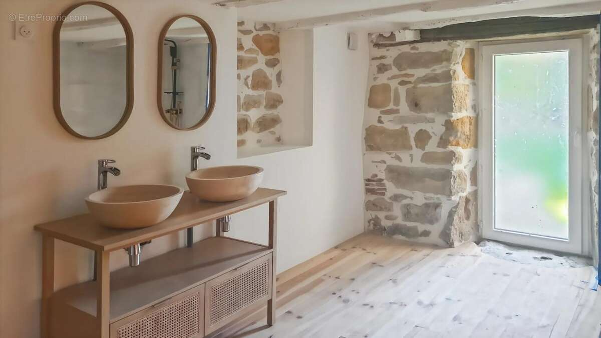 Maison à CAUSSE-ET-DIEGE